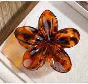 Brown Acrylic Leopard Flower Hair Clip - Image 4
