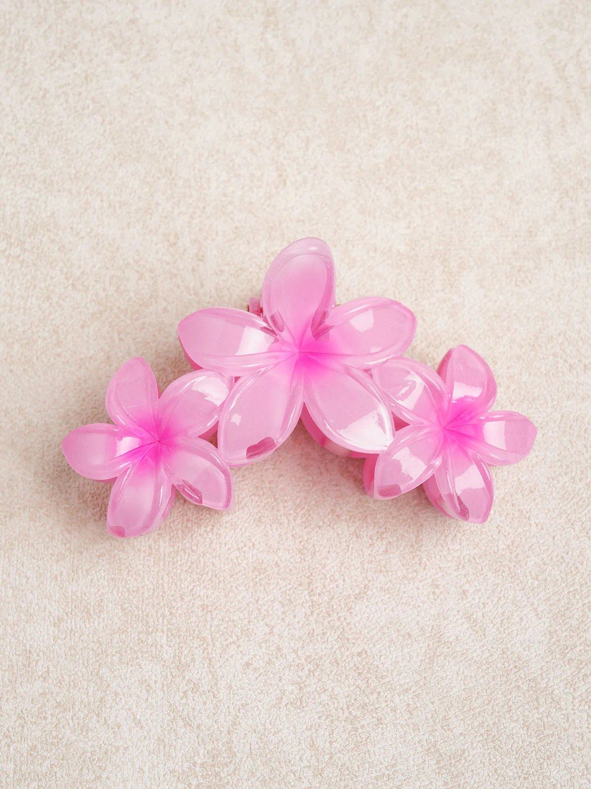 White Plumeria Cute Clip Hair Accessory - Image 3